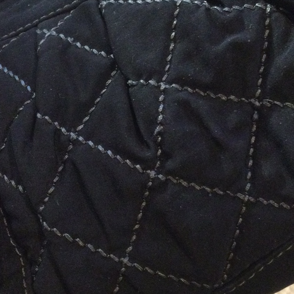 Vera Bradley Black Quilted Shoulder Bag -EUC - Picture 4 of 11